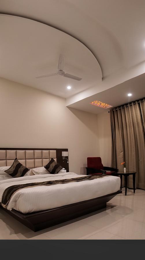Admire Inn By Tgi Udaipur Buitenkant foto